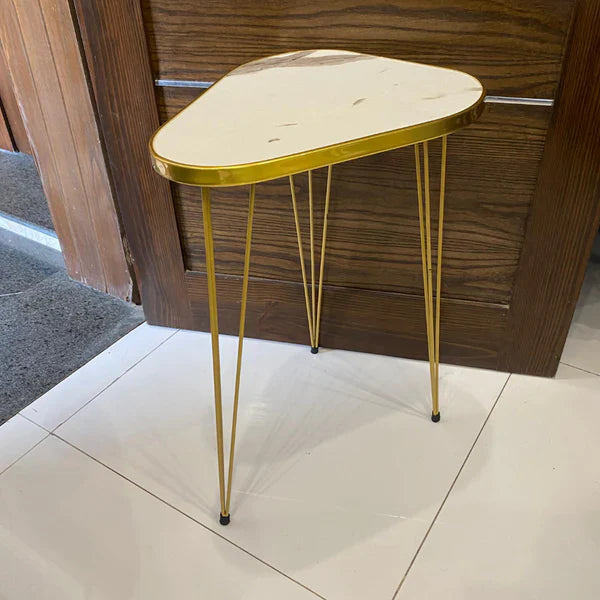 Triangle Shape Coffee Table - Alifdukan